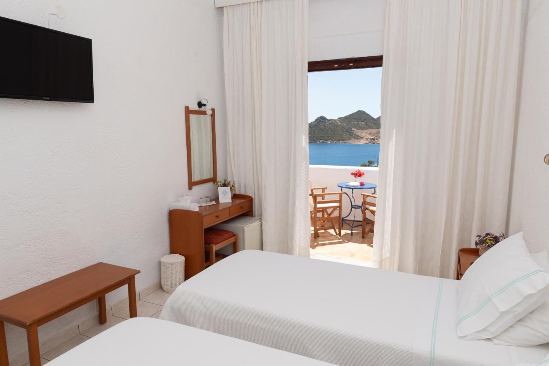 Golden Sun Hotel Patmos Экстерьер фото